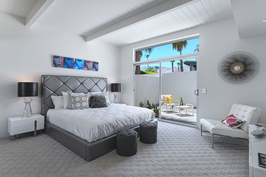 Sơn nội thất cho phòng ngủ màu sáng cũng giúp không gian tổng thể của ngôi nhà bạn được trải rộng